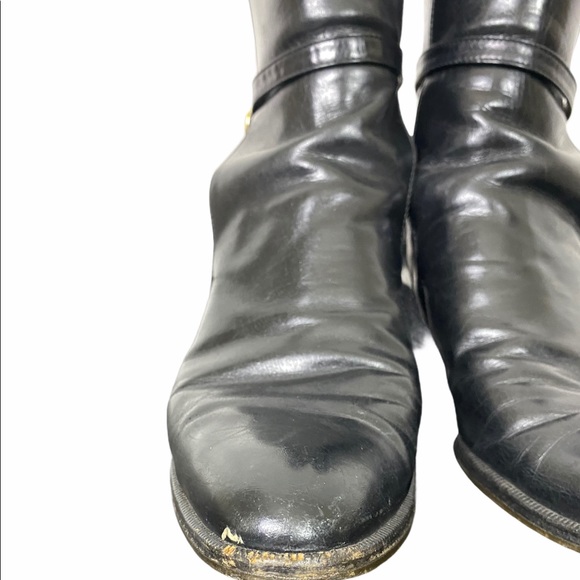 Salvatore Ferragamo heeled black boots gold buckle - Picture 7 of 12